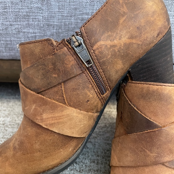 Indigo leather women’s cut-off biker boots - Picture 2 of 5